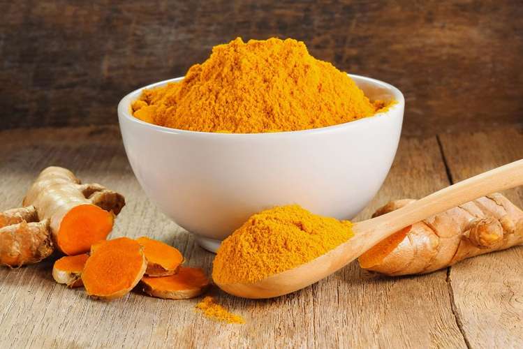 turmeric is beneficial in tonsils हल्दी कई रोगों की दवा है